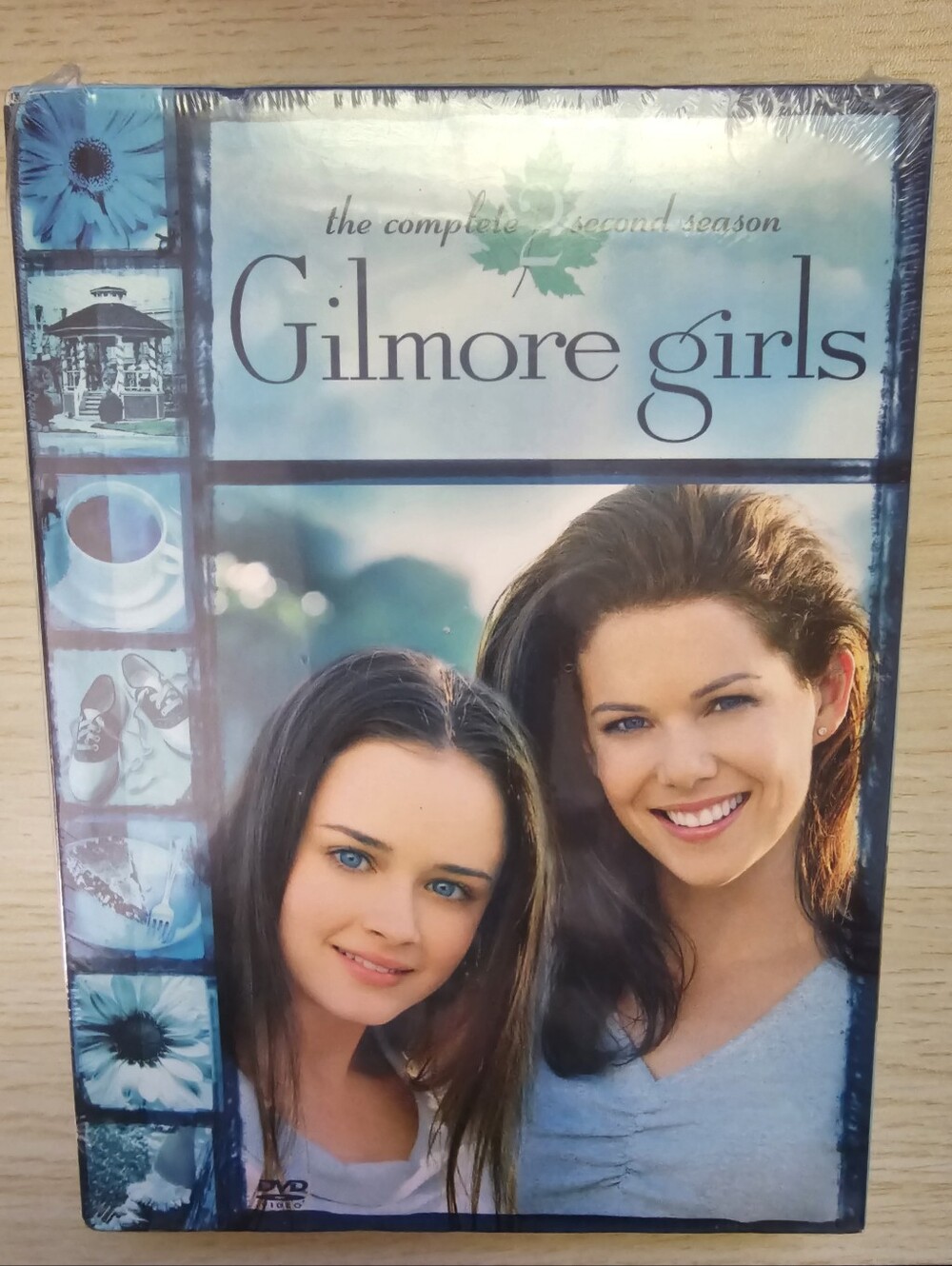 Gilmore Girls Complete Second Season DVD Set Sealed New